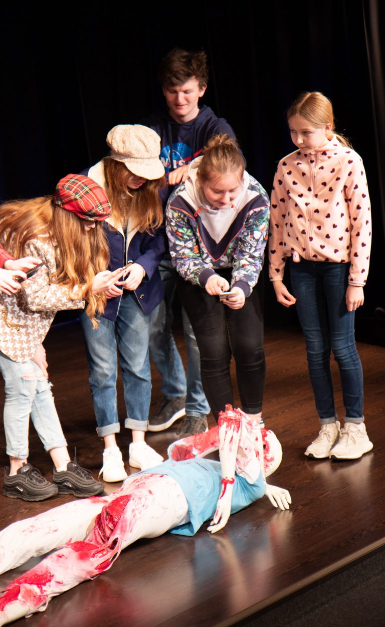 Schauspieler fotografieren Verletzten